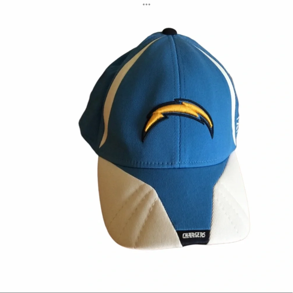 Los Angeles Chargers NFL sports team sideline men’s blue & white hat flex M/L